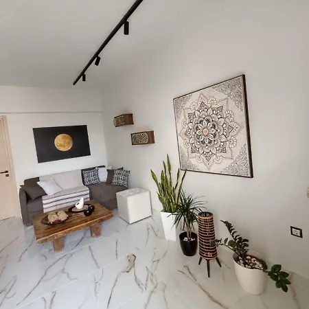 Seven Palms * עיר רודוס