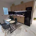 Seven Palms Apartman